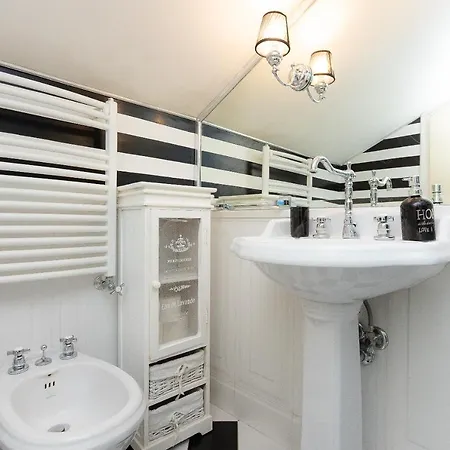 Star By In Appartement