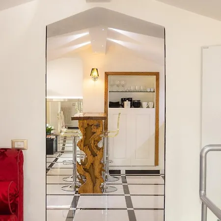 Star By In Appartement *